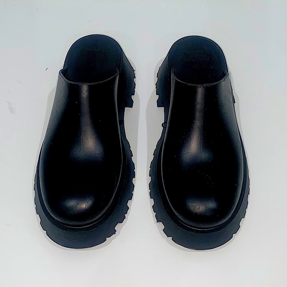 Zara Womens Elevated Clogs